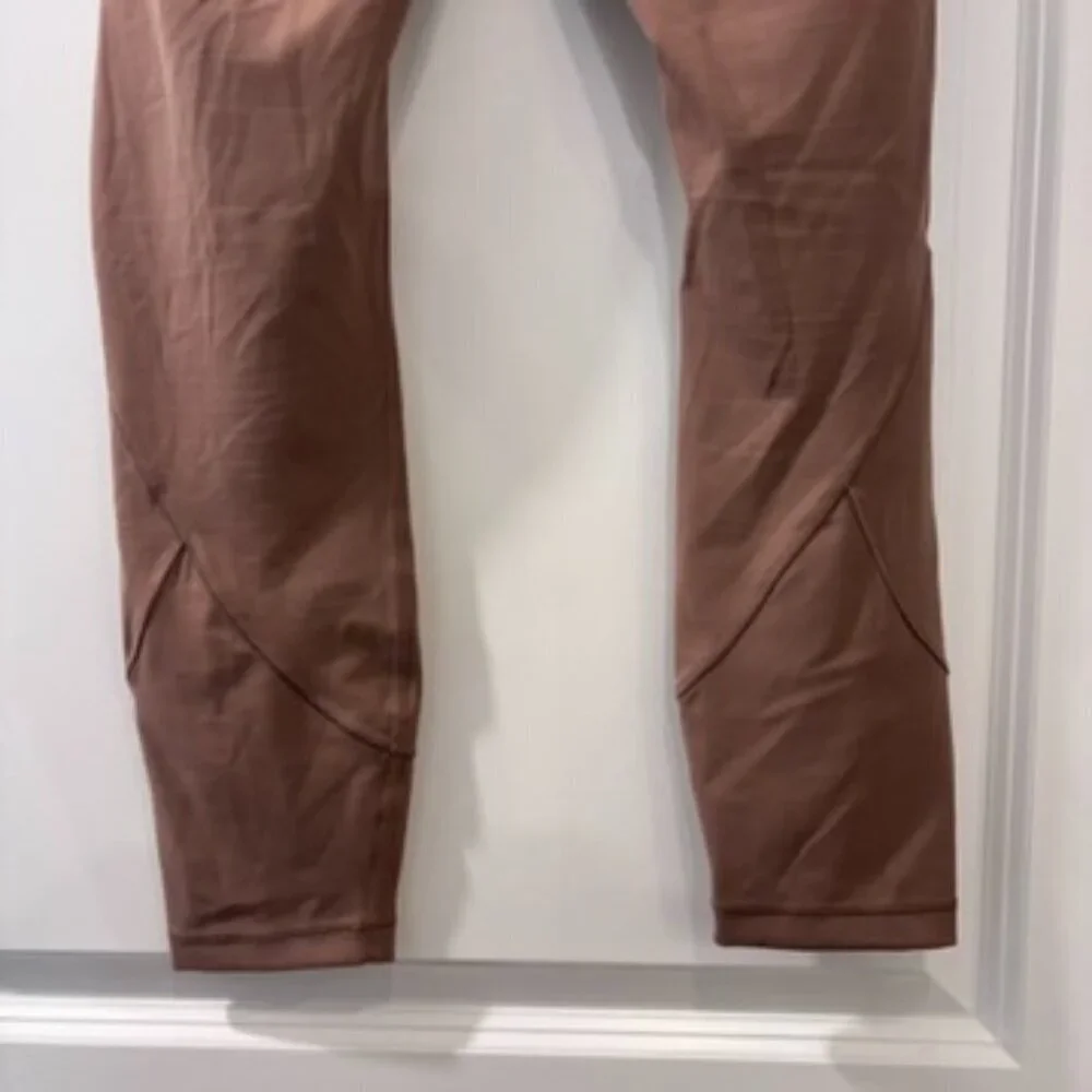 Lululemon In Movement Tight 25